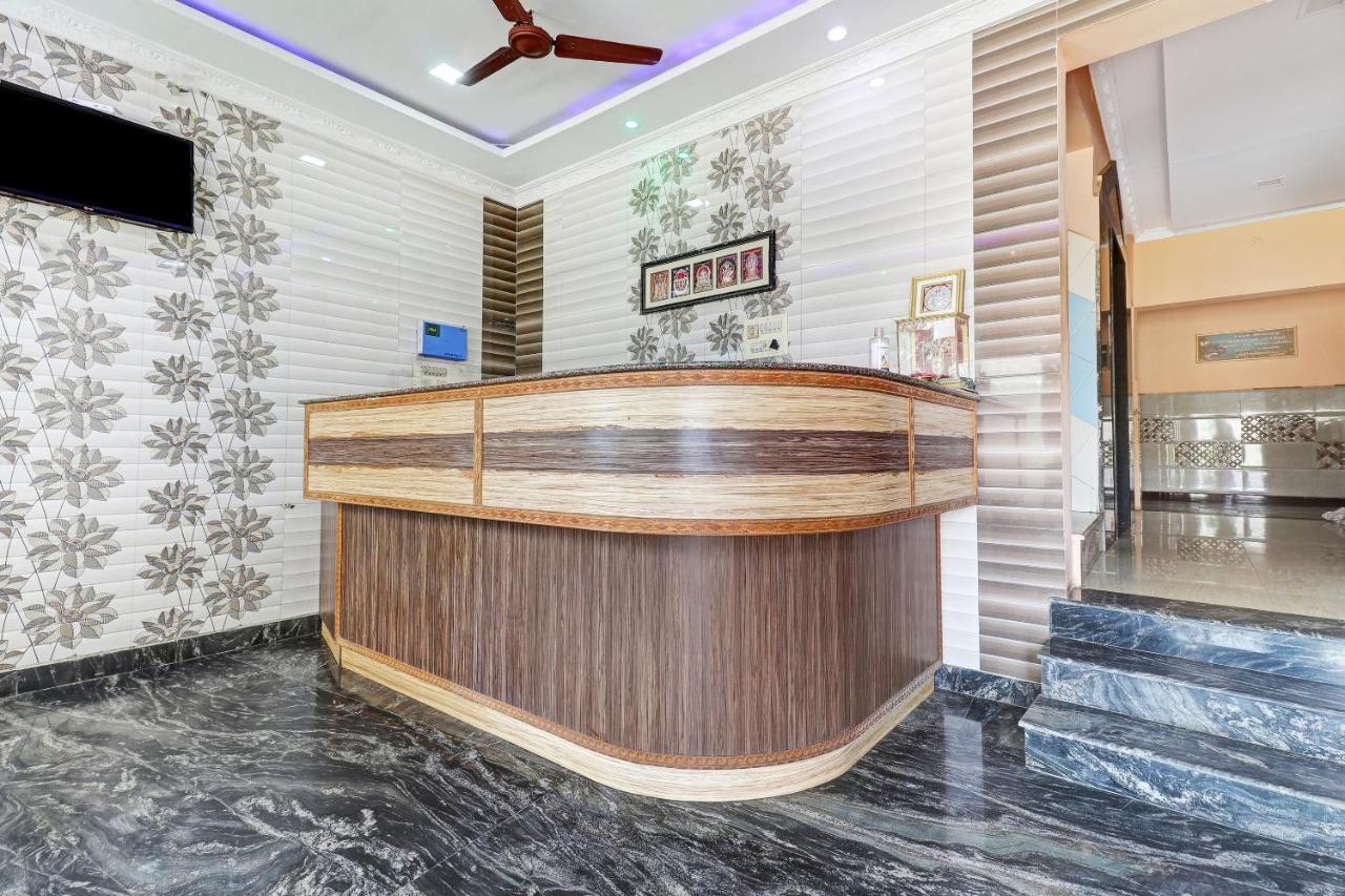Oyo 81409 Hotel Sivajothi Тутикорин Екстериор снимка